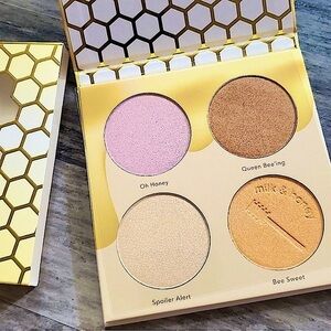 Beauty Bakerie Milk & Honey Highlighter Palette NWT